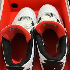 Jordan 4 retro flight nostalgia